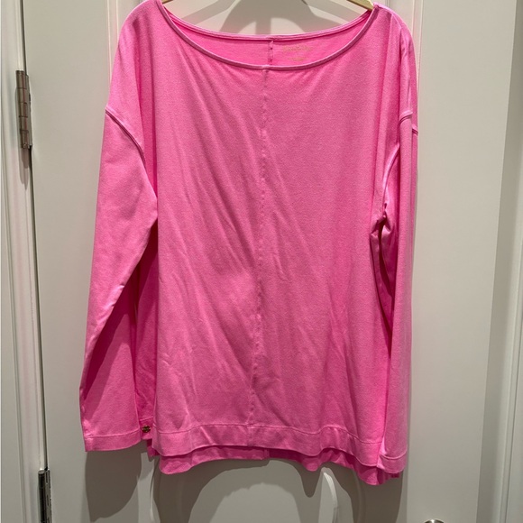 Lilly Pulitzer Vibrant Pink Top - Picture 1 of 3
